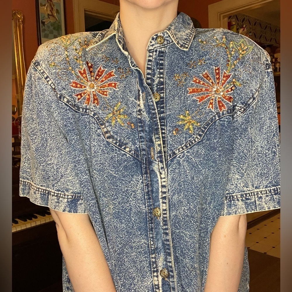 vintage 80s acid wash denim western style top with embroidery and wooden beads.